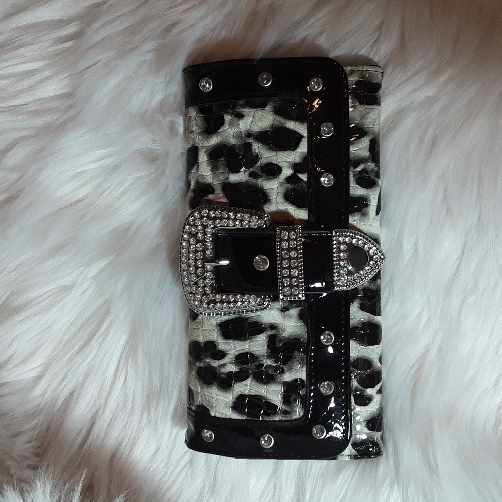 Leopard print wallet